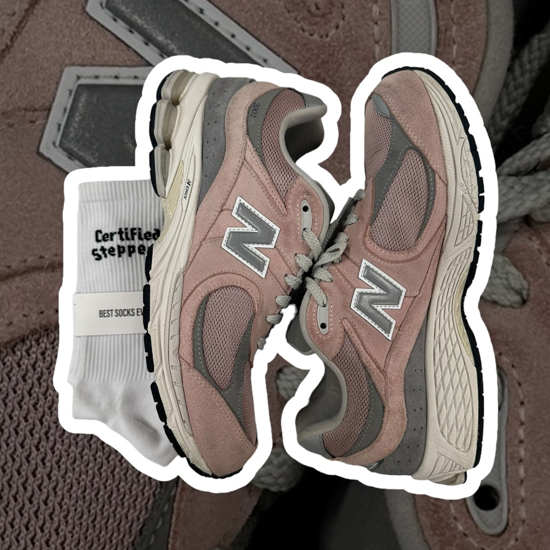 Used New Balance 2002r